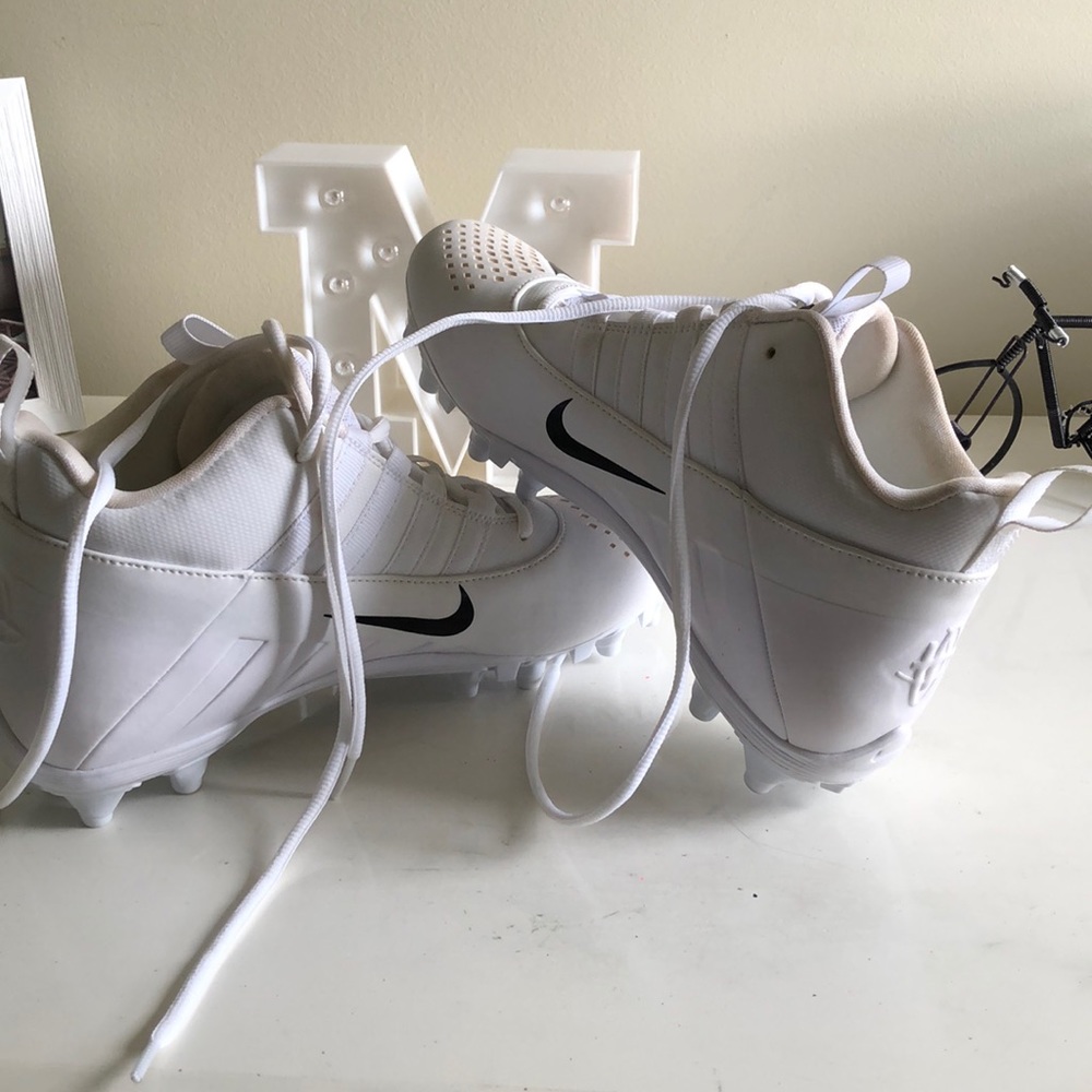 Nike lacrosse cleats